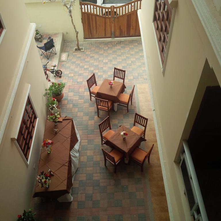 Puerta Sol Inn Manglaralto 外观 照片