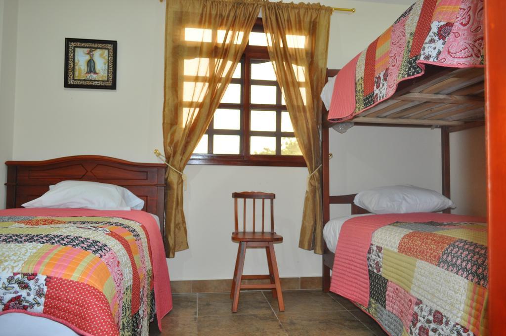 Puerta Sol Inn Manglaralto 客房 照片