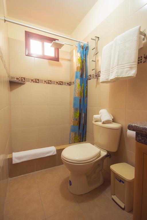 Puerta Sol Inn Manglaralto 外观 照片